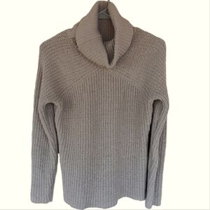 Generation K crochet sweater Beige Turtleneck Long sleeve Size M